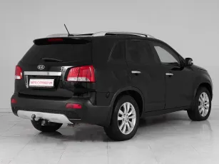 Kia  6