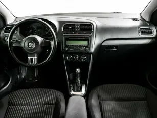 Volkswagen  6