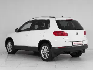 Volkswagen  4