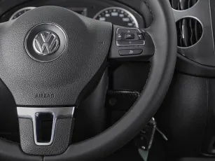 Volkswagen  12