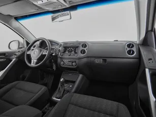 Volkswagen  9