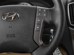 Hyundai  12