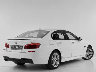 BMW  6