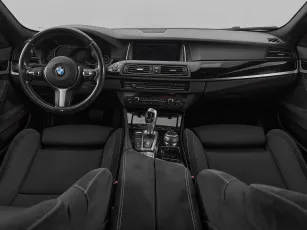 BMW  8