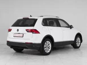 Volkswagen  6