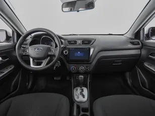 Kia  8