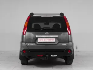 Nissan  5