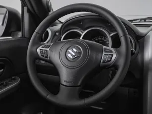 Suzuki  11