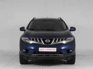 Nissan  2
