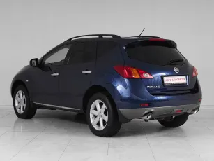 Nissan  4