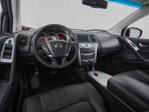 Nissan  7
