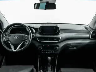 Hyundai  6