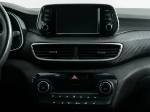 Hyundai  8