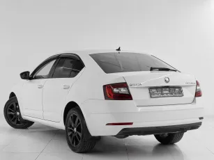Skoda  4