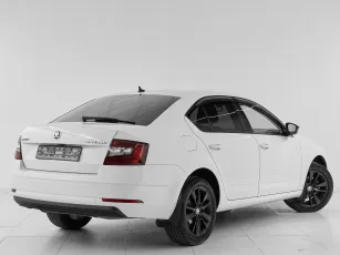 Skoda  6