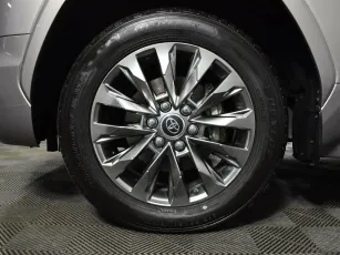 Toyota  7