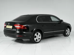 Skoda  6