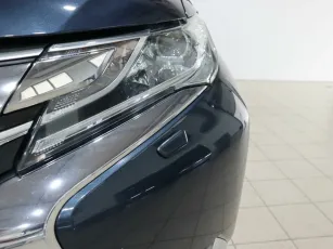 Mitsubishi  6