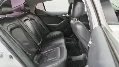 Kia  13