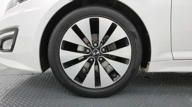 Kia  5