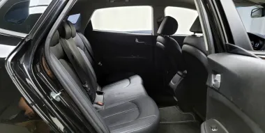 Kia  13