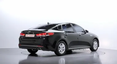 Kia  3