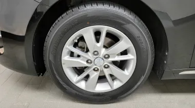 Kia  4