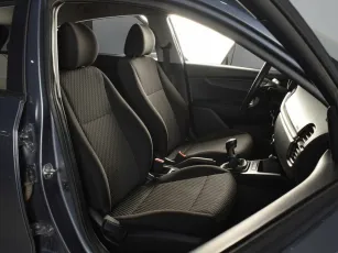 Kia  7