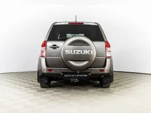 Suzuki  5