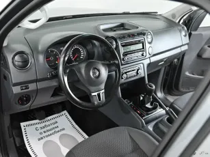 Volkswagen  8