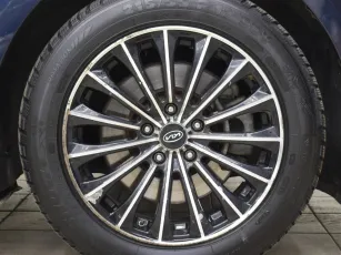 Kia  17