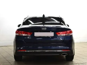 Kia  3