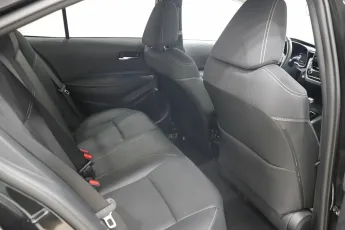 Toyota  13