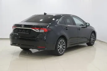 Toyota  4