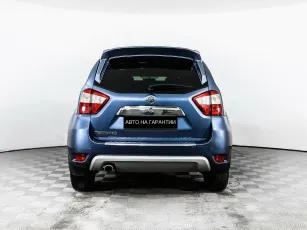 Nissan  4