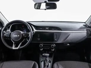 Kia  8