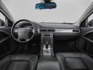 Volvo  8