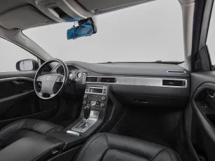 Volvo  9