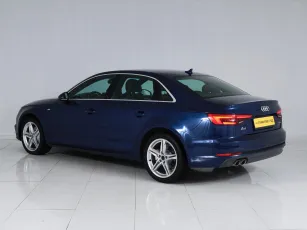 Audi  4