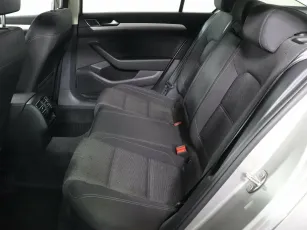 Volkswagen  7