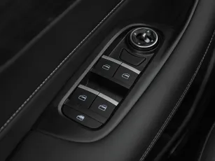 Chery  12