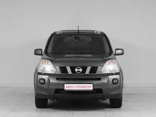 Nissan  2