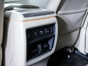 Nissan  21