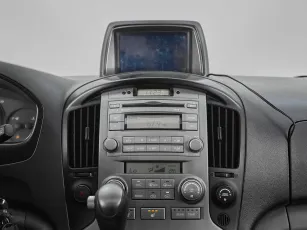 Hyundai  16