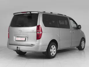 Hyundai  6