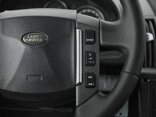 Land Rover  12