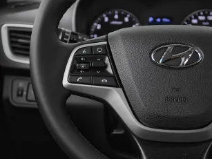 Hyundai  11