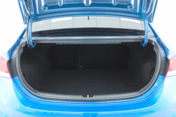 Hyundai  22