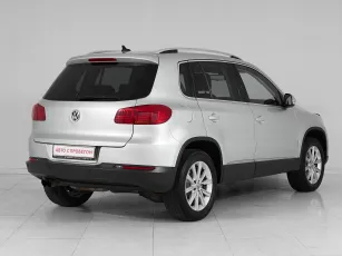 Volkswagen  6