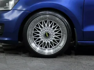 Volkswagen  7